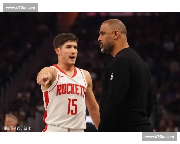 火箭勇士再度交锋西部焦点之战年轻核心正面对决季后赛席位走势引关注